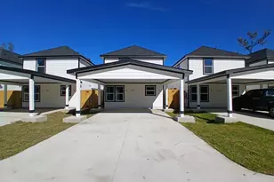 8639 Peachtree St St, Houston, TX 77016 - Photo 1