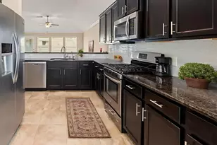 2404 Branshill Dr, Conroe, TX 77304 - Photo 9