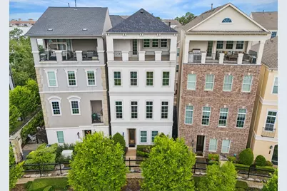 827 Dunleigh Meadows Lane Lane, Houston, TX 77055 - Photo 1