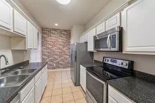 2255 Braeswood Park Dr, Houston, TX 77030 - Photo 9