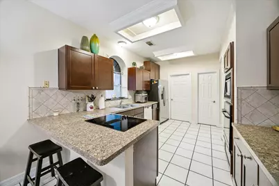 10707 Canmere Court, Houston, TX 77070 - Photo 13