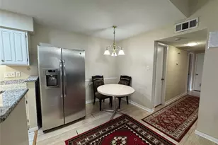 2120 Wilcrest Dr, Houston, TX 77042 - Photo 15
