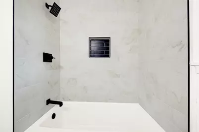 2703 Ammons Street, Baytown, TX 77521 - Photo 13