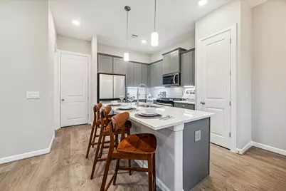 812 Glowing Dawn Drive, Houston, TX 77018 - Photo 11
