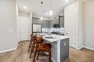 812 Glowing Dawn Dr, Houston, TX 77018 - Photo 11