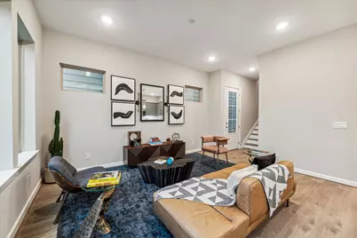 812 Glowing Dawn Drive, Houston, TX 77018 - Photo 9