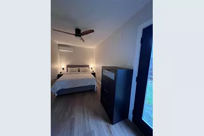 3201 Westridge Street #A, Houston, TX 77025 - Photo 9