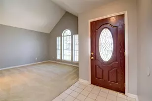 2114 Whirlaway Dr, Stafford, TX 77477 - Photo 3