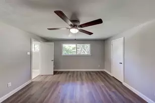 5774 Greencraig Dr, Houston, TX 77035 - Photo 13