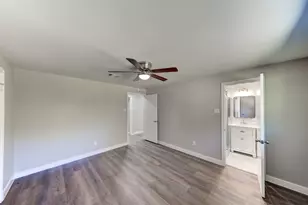 5774 Greencraig Dr, Houston, TX 77035 - Photo 11