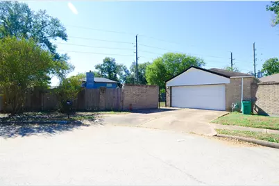 10603 Buffalo Bend Drive, Houston, TX 77064 - Photo 9