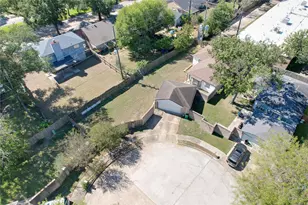 10603 Buffalo Bend Dr, Houston, TX 77064 - Photo 3