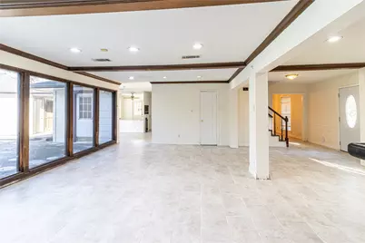 4906 Droddy Street, Houston, TX 77091 - Photo 9