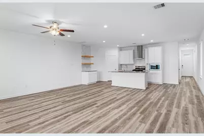 13436 Sombrero Cay Drive, Houston, TX 77047 - Photo 11