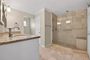 16529 De Lozier St, Jersey Village, TX 77040 - Photo 7