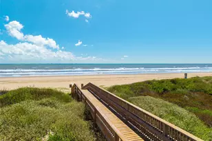 804 Sombrero Dr, Crystal Beach, TX 77650 - Photo 45