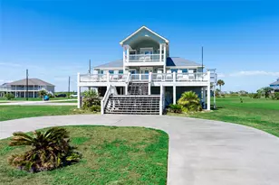 804 Sombrero Dr, Crystal Beach, TX 77650 - Photo 35