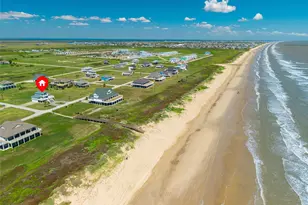 804 Sombrero Dr, Crystal Beach, TX 77650 - Photo 5