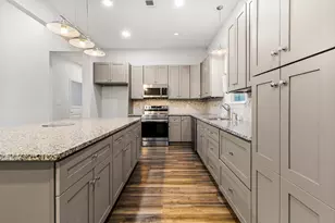 308 Resort Dr, Livingston, TX 77351 - Photo 11