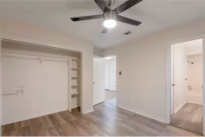 2402 Sycamore Avenue #D6, Huntsville, TX 77340 - Photo 23