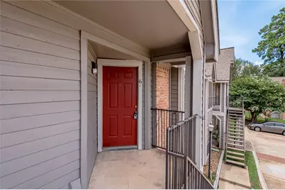 2402 Sycamore Avenue #D6, Huntsville, TX 77340 - Photo 9