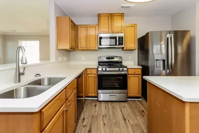 2406 Glenholly Park Drive, Sugar Land, TX 77498 - Photo 9