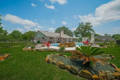 9526 Sandy Lane, Manvel, TX 77578 - Photo 37