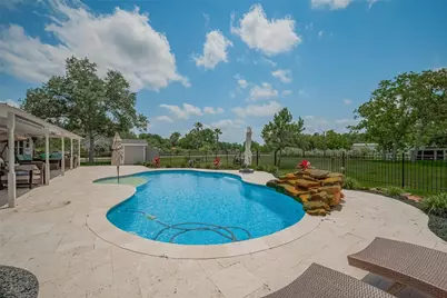 9526 Sandy Lane, Manvel, TX 77578 - Photo 39