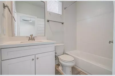 2818 Grand Fountains Drive #B, Houston, TX 77054 - Photo 27