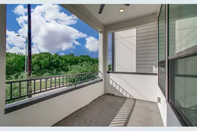 2818 Grand Fountains Drive #B, Houston, TX 77054 - Photo 15
