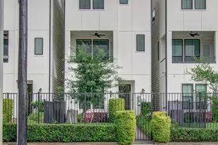 2818 Grand Fountains Dr, Houston, TX 77054 - Photo 5