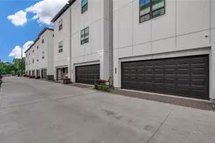 2818 Grand Fountains Dr, Houston, TX 77054 - Photo 37