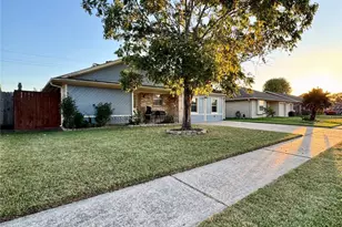 1310 Sudbury Dr, Pasadena, TX 77504 - Photo 3