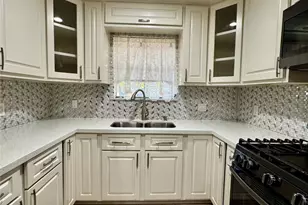 1310 Sudbury Dr, Pasadena, TX 77504 - Photo 7