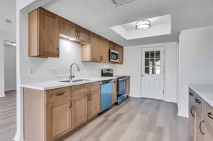 4902 Glenvalley Dr, La Porte, TX 77571 - Photo 17