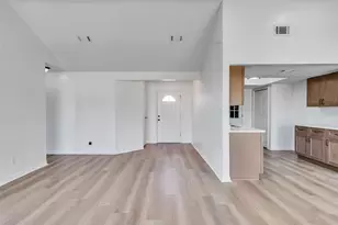 4902 Glenvalley Dr, La Porte, TX 77571 - Photo 7