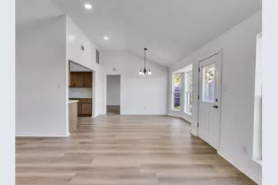 4902 Glenvalley Drive, La Porte, TX 77571 - Photo 9