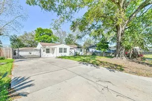 7341 Oak Hill Dr, Houston, TX 77087 - Photo 1