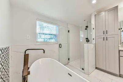 7341 Oak Hill Drive, Houston, TX 77087 - Photo 25