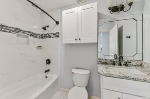 7341 Oak Hill Dr, Houston, TX 77087 - Photo 27