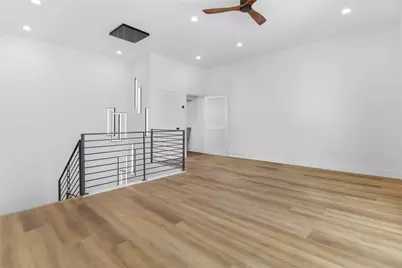 5614 Larkin #B, Houston, TX 77007 - Photo 3