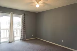 10526 Hammerly Blvd, Houston, TX 77043 - Photo 11