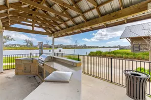 208 Woodside Ct, Clute, TX 77531 - Photo 41
