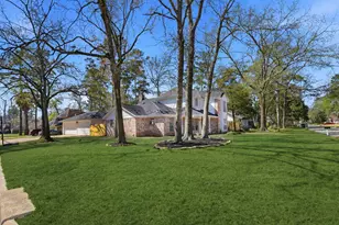 426 Pine Manor Dr, Conroe, TX 77385 - Photo 3