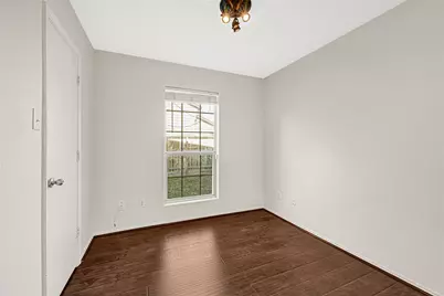 1630 Trail Oaks Court, Houston, TX 77339 - Photo 11