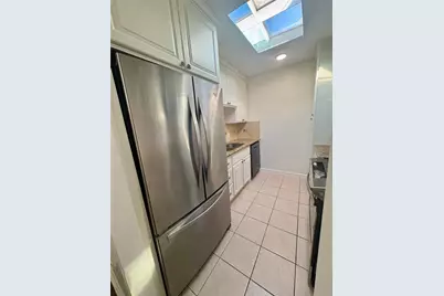 2744 Briarhurst Drive #38, Houston, TX 77057 - Photo 7