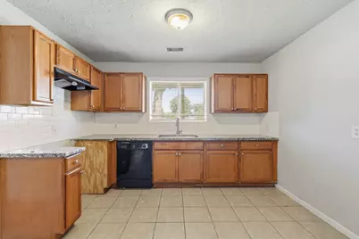303 Brown Drive, Pasadena, TX 77506 - Photo 5
