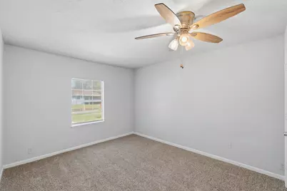 303 Brown Drive, Pasadena, TX 77506 - Photo 9