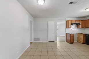 303 Brown Dr, Pasadena, TX 77506 - Photo 7