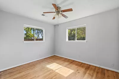 303 Brown Drive, Pasadena, TX 77506 - Photo 11